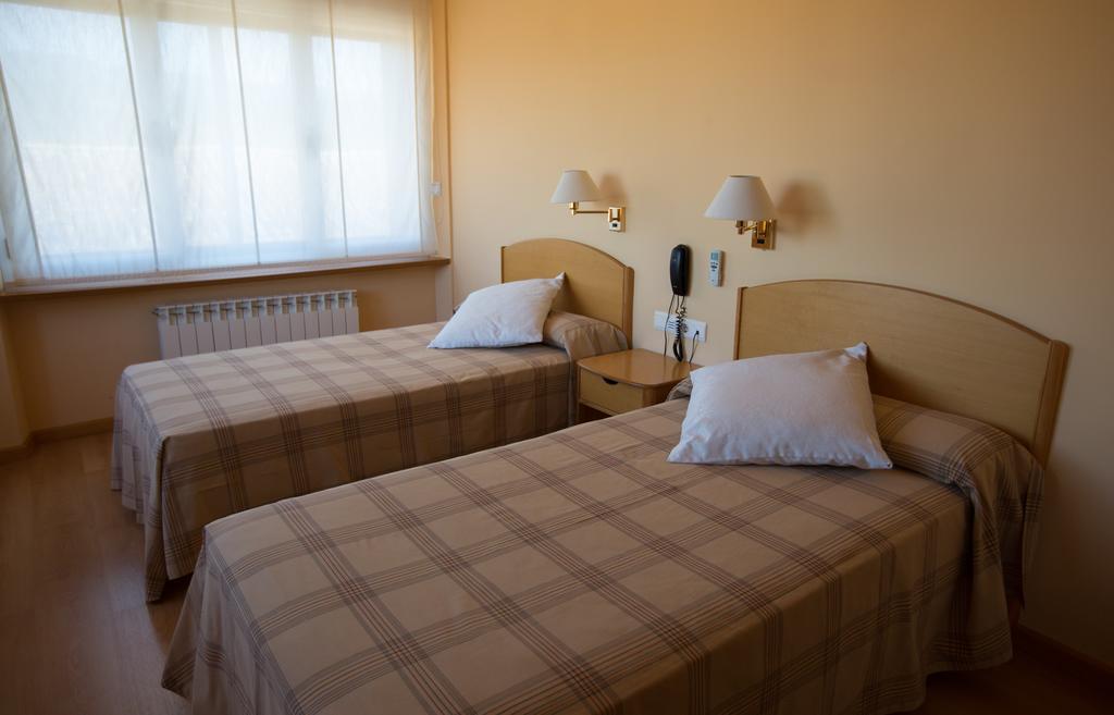 Hotel Villa De 아예브 외부 사진